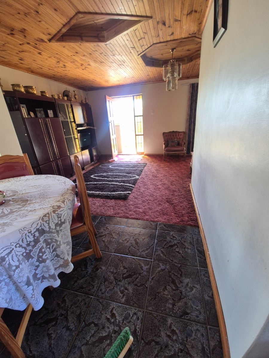 5 Bedroom Property for Sale in Motherwell Nu 5 Eastern Cape